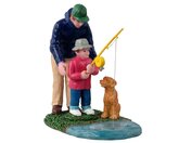 His First Fishing Lesson - Lemax kerstfiguren